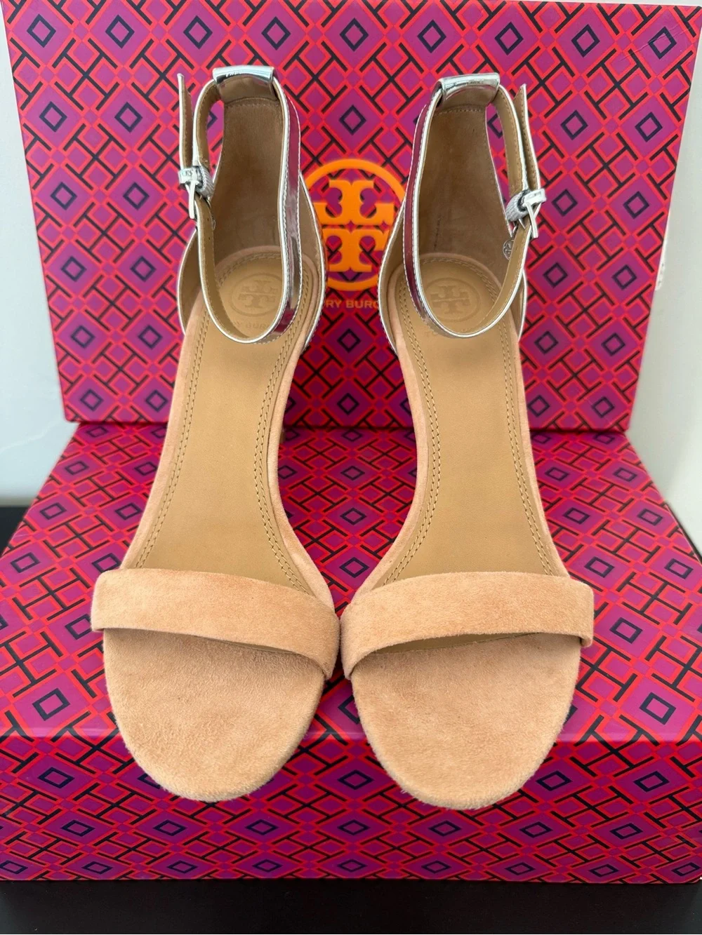 Tory Burch tory burch